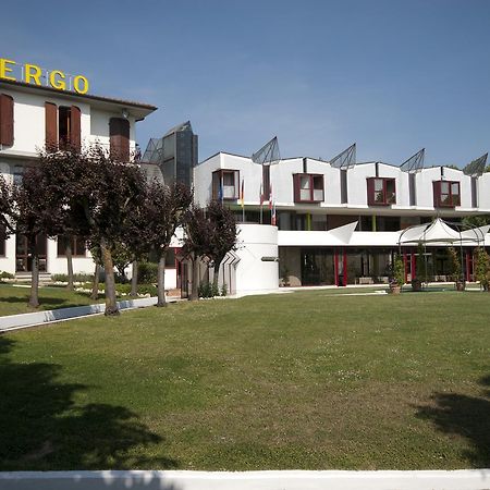 Albergo Ristorante Da Domenico モンテ・サン・サヴィーノ エクステリア 写真